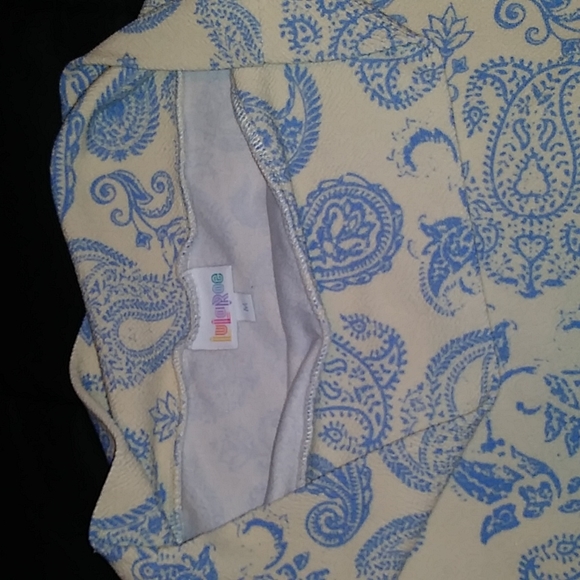 DONATING SOON! LULAROE Pencil Skirt - Picture 4 of 5